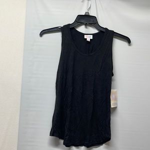 WHOLESALE!! BUNDLE OF 4 LULAROE TANK TOP STYLE SHIRTS